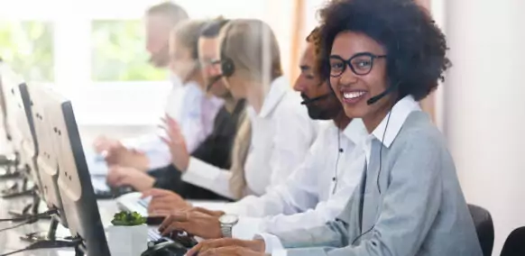 Portrait,Of,A,Smiling,African,Female,Customer,Service,Executive