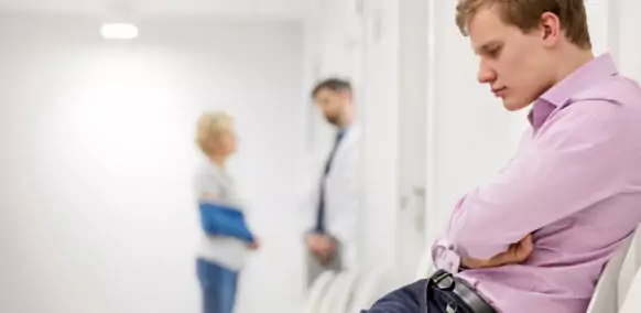 Cropped,Photo,Of,Man,Possibly,With,Depression,Sitting,In,Hospital